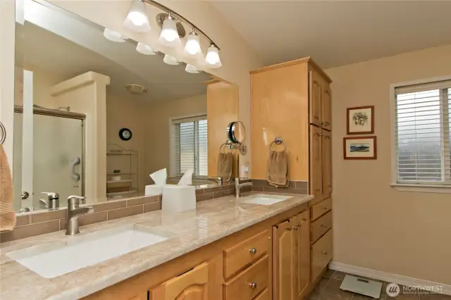 Primary bathroom with 2 sinks