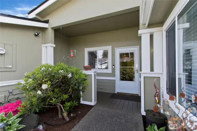 Front entry with no stairs