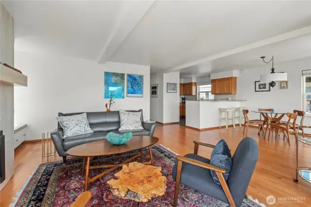 Great room w back to window