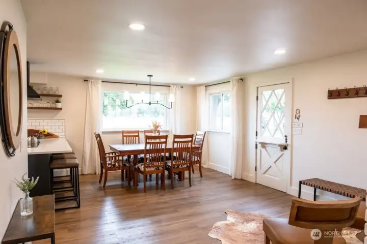 Dining room and sitting area