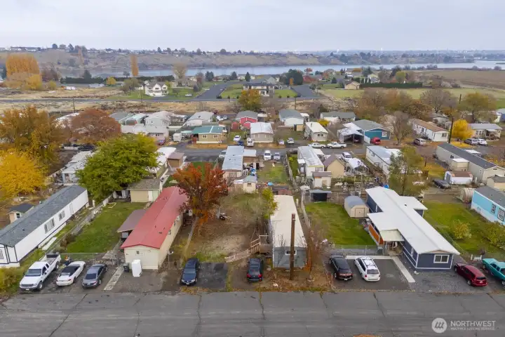 Mobile home park near the lake