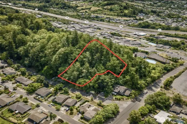 Overhead view with approximate boundaries in red.