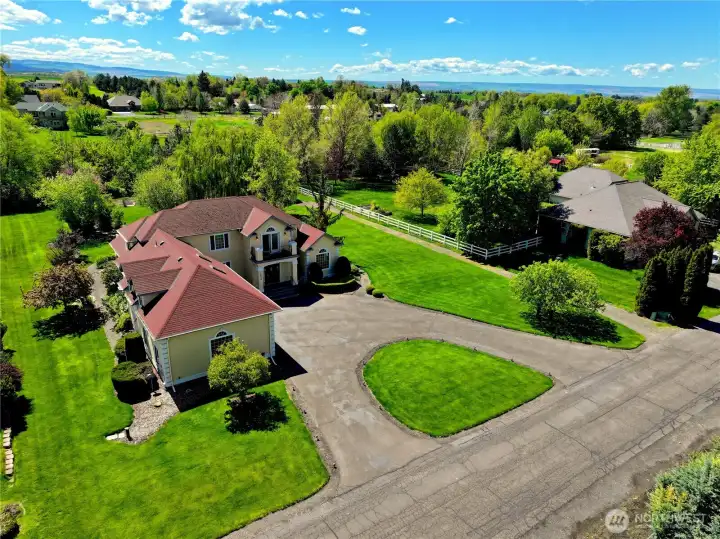 Circular Drive in the Front of the Home
