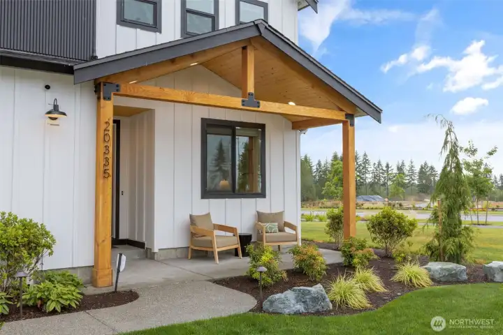 Photos are of the model home. Finishes and colors may vary.
