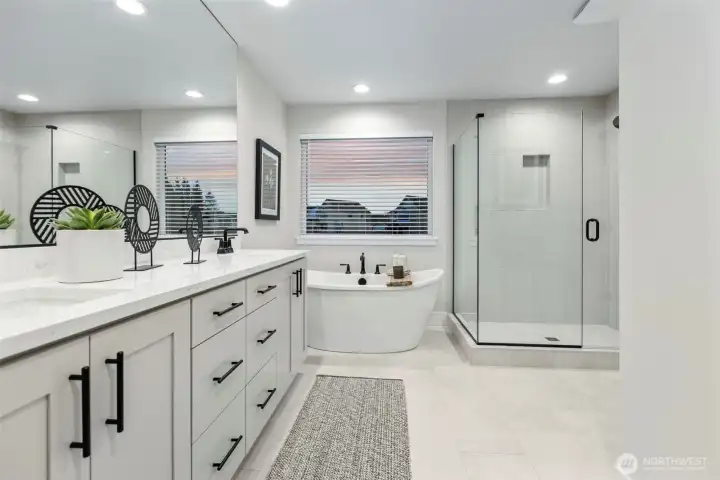 Photos are of the model home. Finishes and colors may vary.