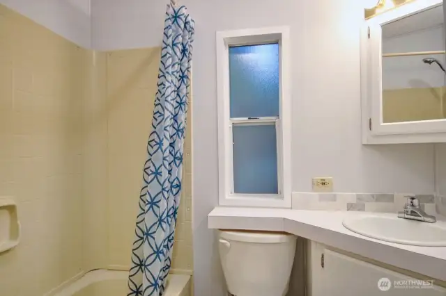Full bathroom