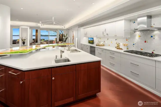 Sellers added commercial-grade Wi-Fi transmitters that reached every room