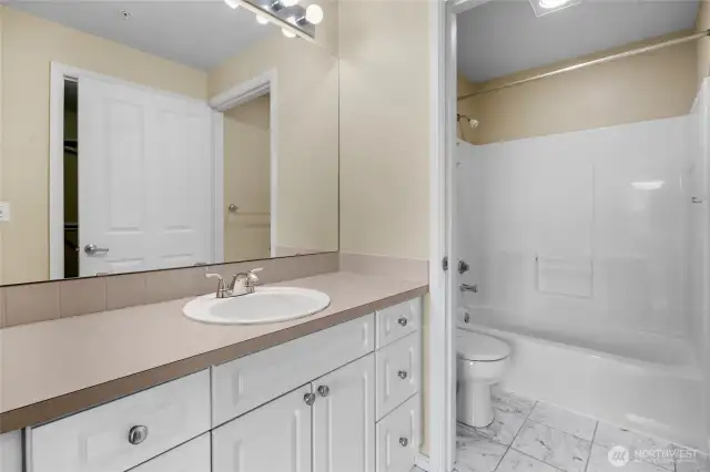 En-suite bathroom