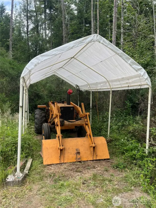 Tractor conveys to get your projects done!