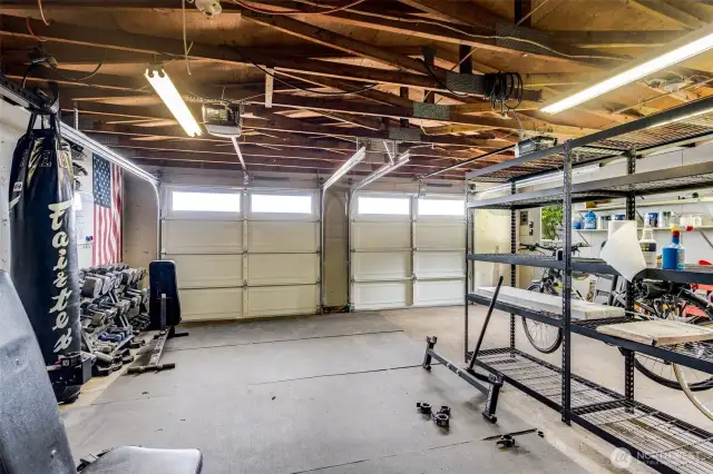 Garage 2