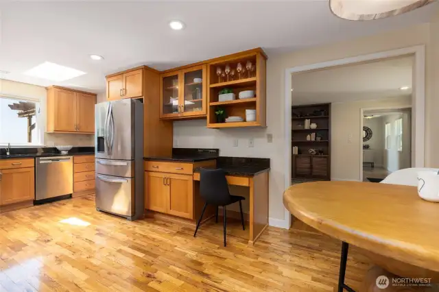 More views of the kitchen.