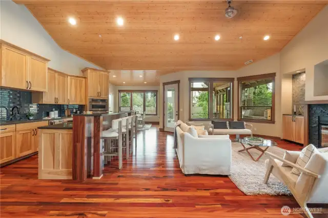 Expansive open floorplan!