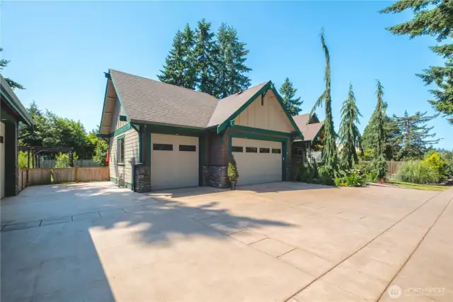 Lots of space to maneuver all your toys or vehicles.