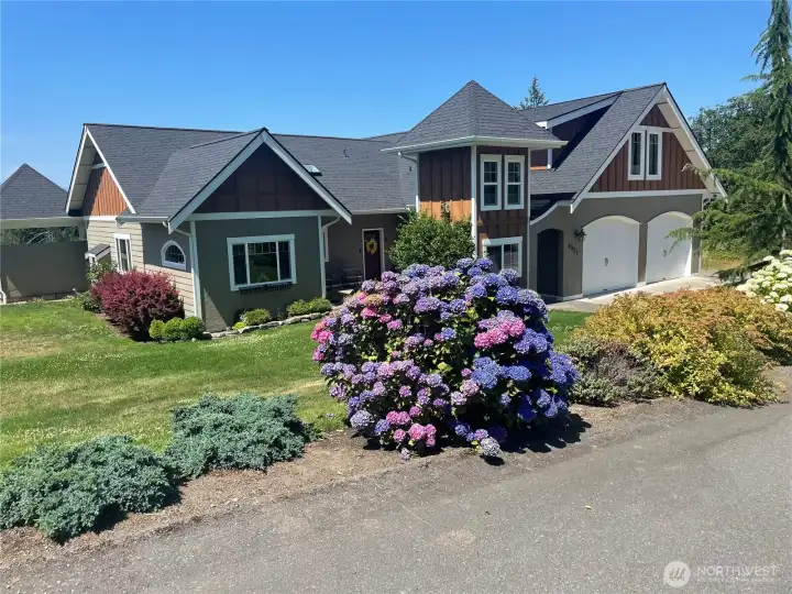 Past work from builder, inspiration photo