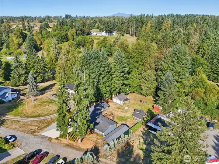 Snohomish golf course is moments from your door step.