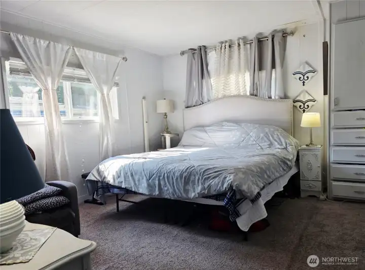 Primary Suite with Walk-in Closet