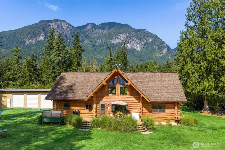 Rural Living in this Gorgeous Custom Built Log Home with 1800 sqft shop