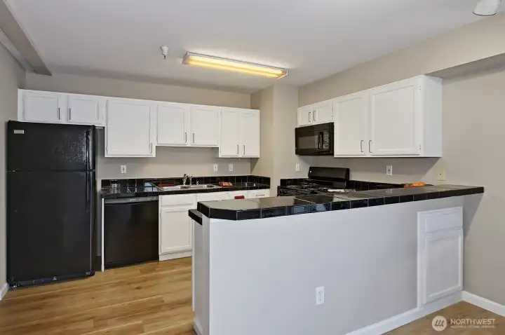 Open Kitchen with Breakfast Bar