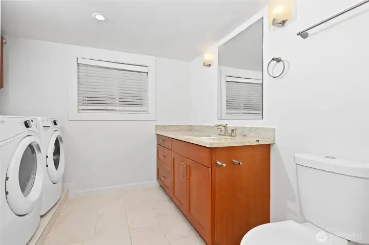 2606 3/4 Bathroom / Laundry Room