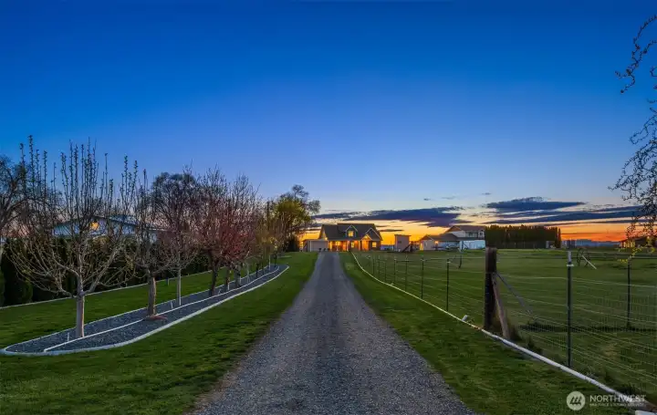 Easy walk from lakefront home to horses. Easy walk from lakefront home to horses.