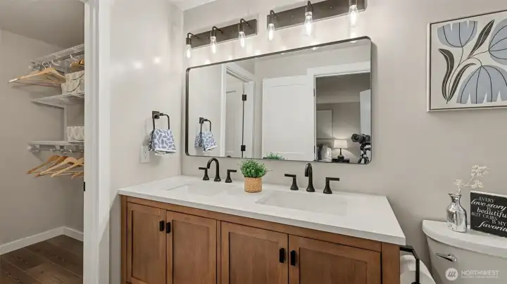 3/4 bath with walk-in closet