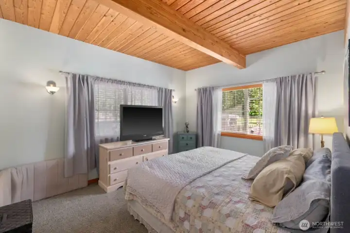 Guest bedroom 2 - on main