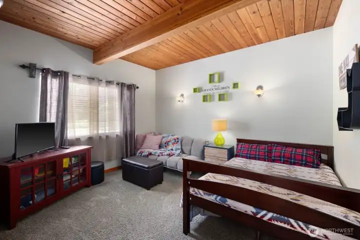 Guest bedroom 3 - On main