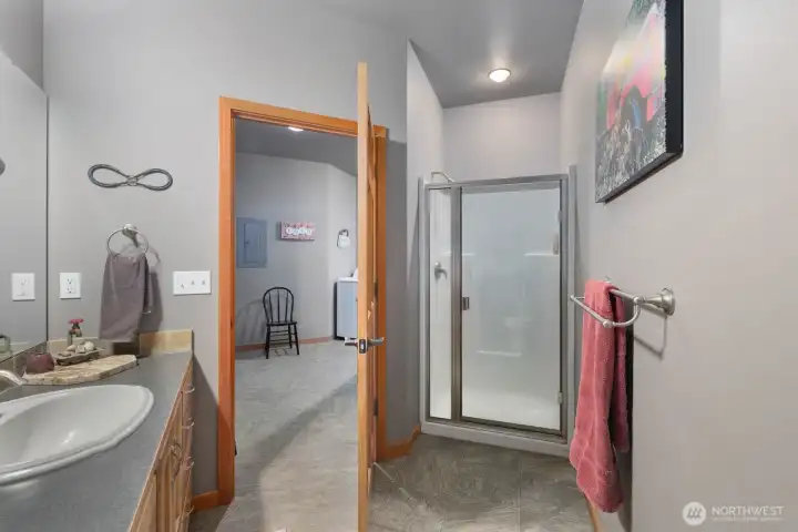 Guest bathroom #2 - on main