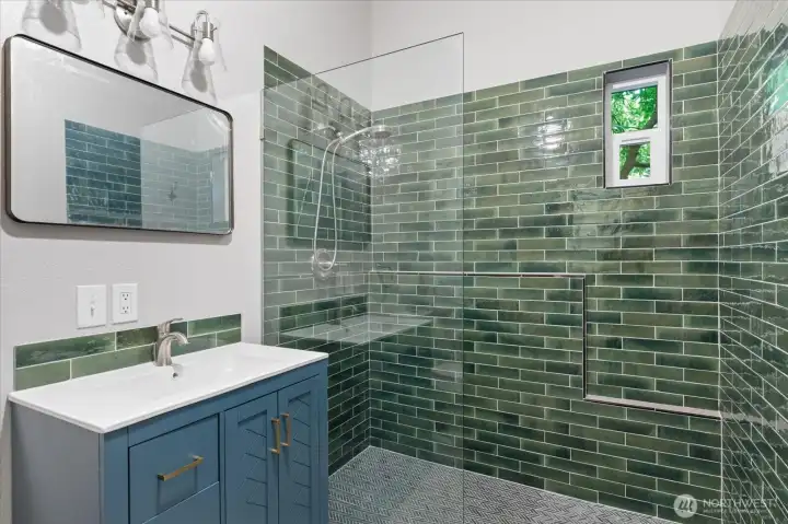 Main Floor Bath Main Floor Bath