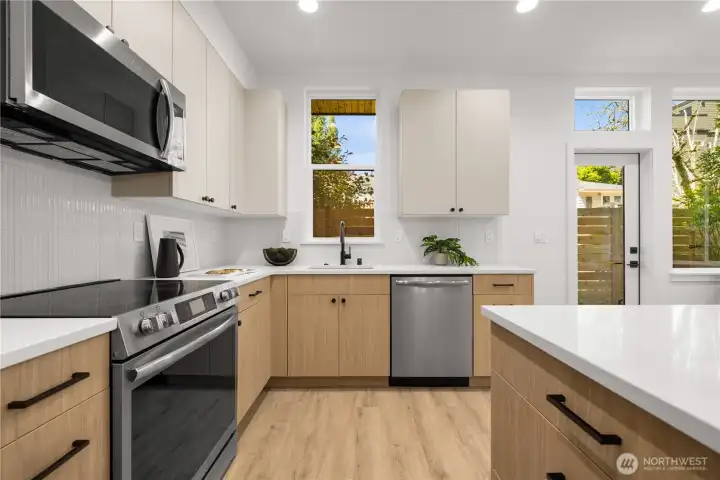 Photos are of a similar model home for illustrative purposes.