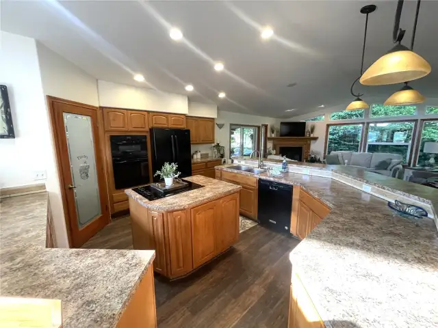 Huge kitchen with walkin pantry