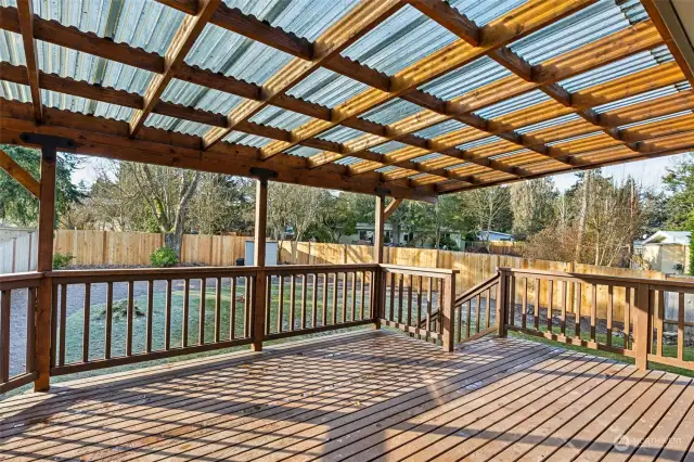 Expansive covered back deck