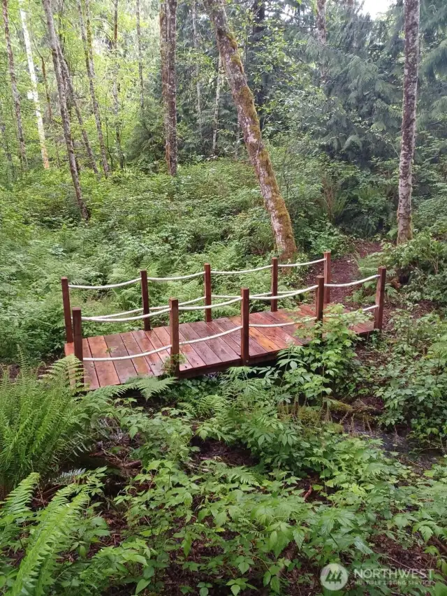New bridge over the creek to the south trails