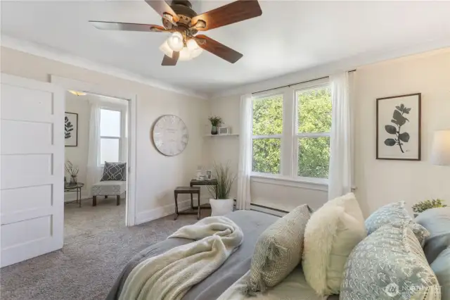Bonus sitting Room... many options for this space.