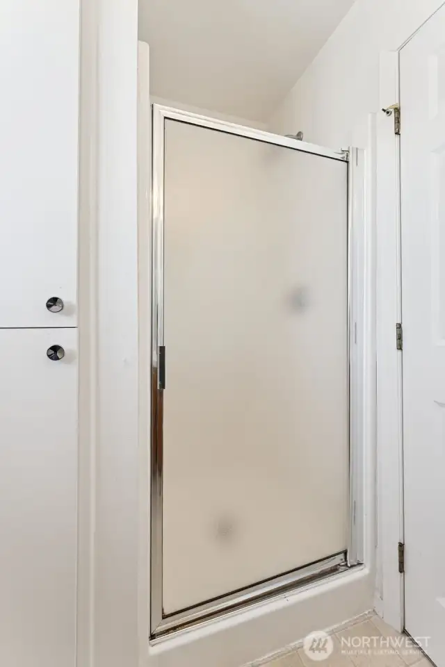 Primary suite shower.