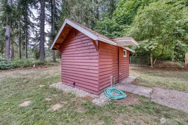 The pump house also holds the washer and dryer, farm living at its finest.