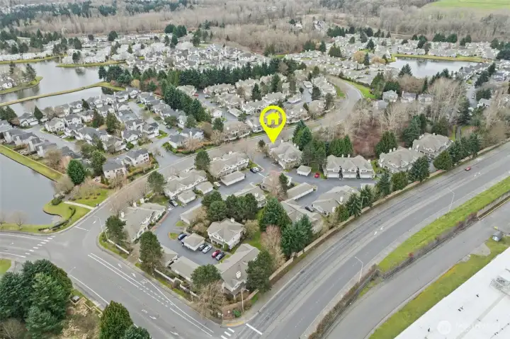 Easy access to shopping, dining, and nearby transit options