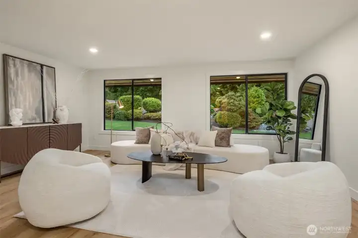 Sitting room overlooking backyard
