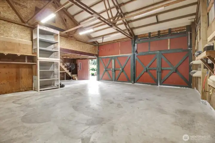 2nd bay door extends for oversized vehicles