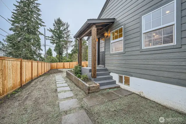 Upper unit side entry