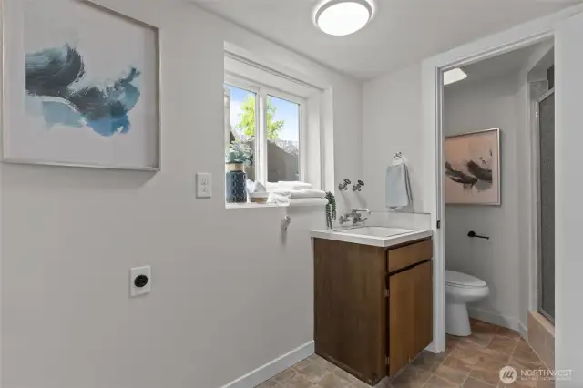 Utility Room/Lower Bathroom