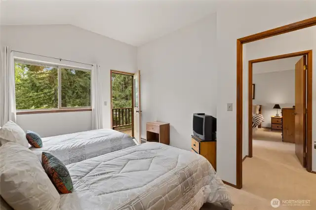 Upstairs bedroom with balcony