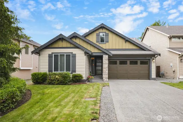 Welcome home to this impeccably maintained Curtis Lang home!