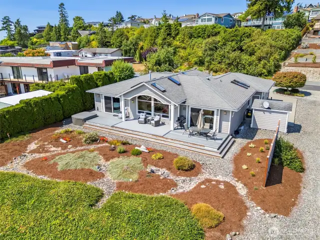 Gorgeous landscaping in the back yard.