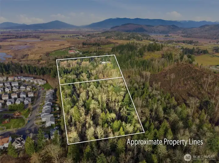 Approximate property lines for both parcels