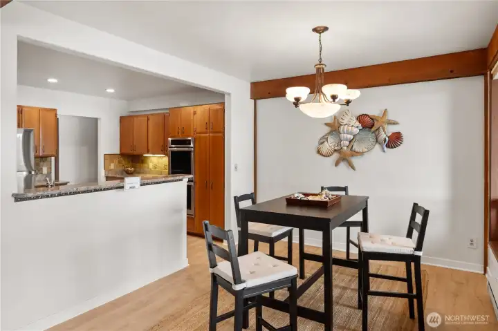 Dining in never seemed so elegant.