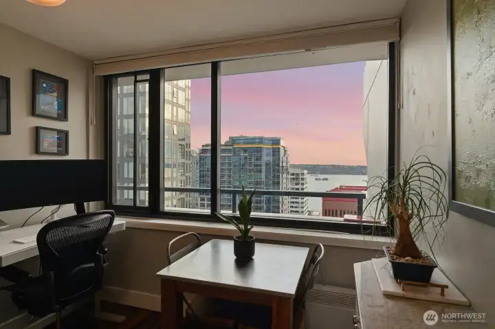 We can't think of a more amazing spot to dine in the city - can you?!