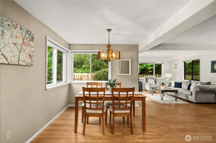 Big windows to enjoy the greenspace and nature.