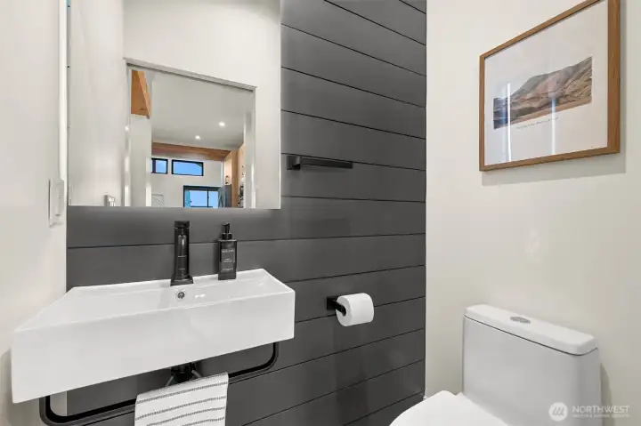 Photos represent builder's finish product and may not be exact. Photos represent builder's finish product and may not be exact.