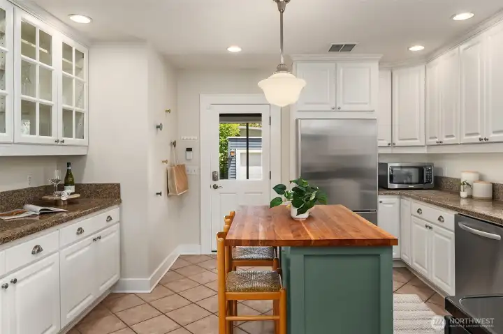 Updated kitchen with beautiful island and tons of cabinets and counter space. Updated kitchen with beautiful island and tons of cabinets and counter space.
